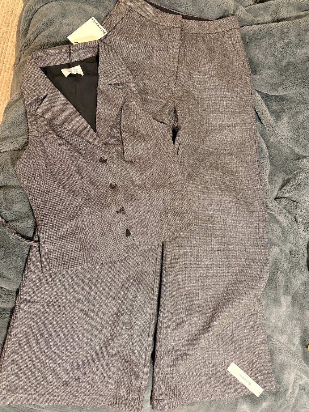 Reformation Taryn Two-Piece Set - Charcoal Gray - Picture 4 of 12